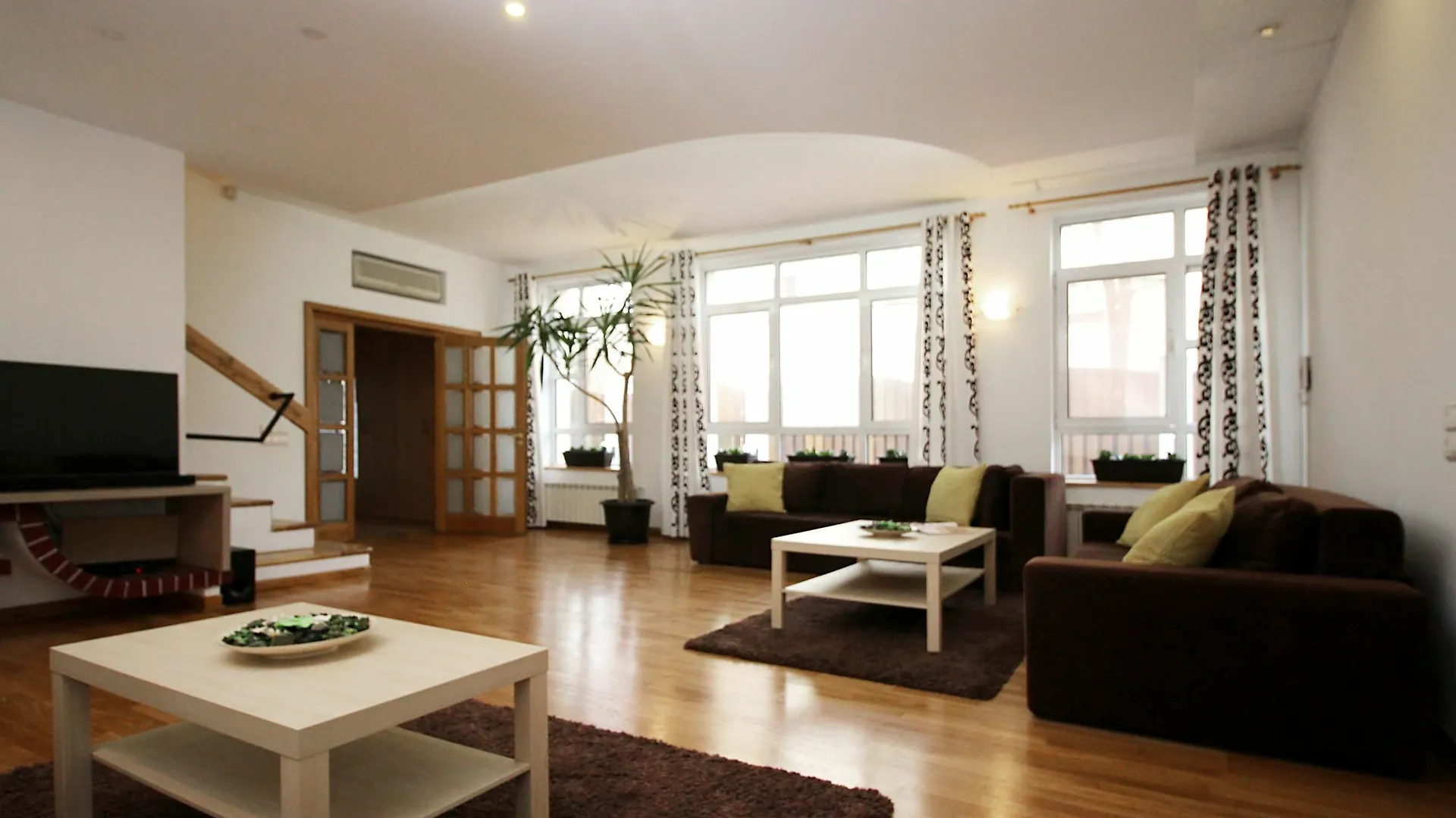Central Villa Bucureşti